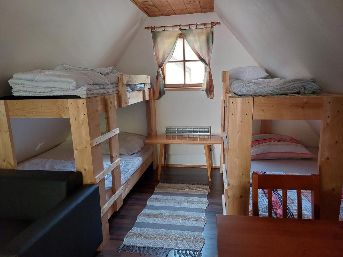 Chatka Pod Jaskynou Maluzina Экстерьер фото